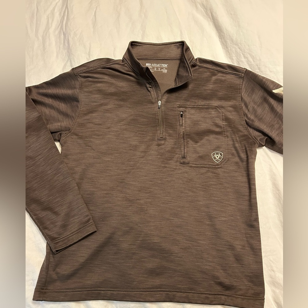Ariat Men’s 1/4 zip pullover AriatTek NWOT Medium